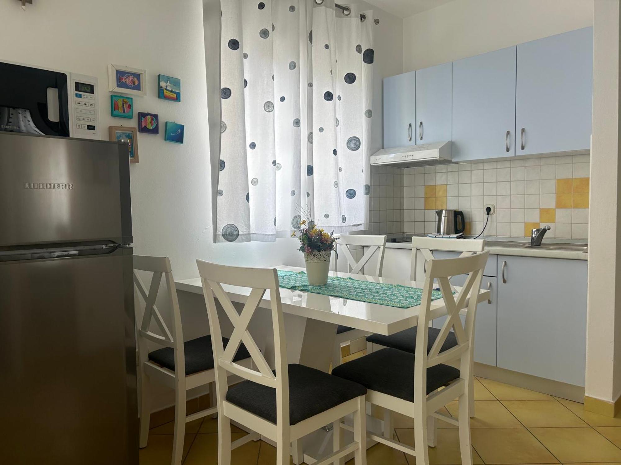 Apartments Ivandic Тучепи Екстер'єр фото